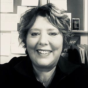Meet your Posher, Deborah